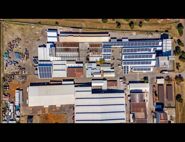 200M² WORKSHOP TO LET IN NOLDICK
